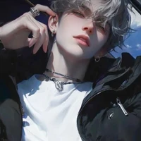 Dư Tuấn Anh(ba cậu)ông²