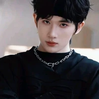 Dư Vũ Hàm(anh)