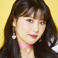 Lee AHin