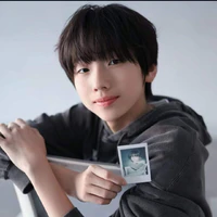 Nhiếp Vĩ Thần