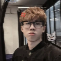Nguyễn Hữu Đạt/Phoenix