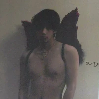 Kim Taehyung _ hắn
