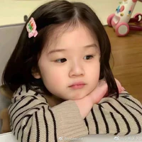 Tuệ Nhi ngày bé