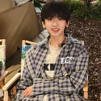 Tả Kỳ Hàm_cậu