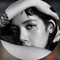 Lalalalisa_m