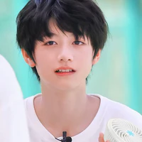 Chu Chí Hâm_lúc nhỏ