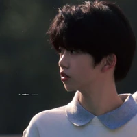 Trương Hàm Thụy_y