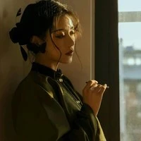 Hoàng Dạ Ninh_bà ngoại Long và Vi