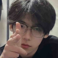 Lộ Gia Bảo- bạn na9