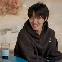 Jung Ho-Seok (J-hope)