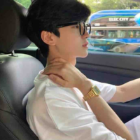 Jihoon Manobal ( Hắn )