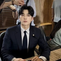 bố của Lục Thiên Hạo