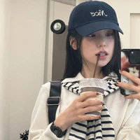 Hwang Yeji_Em