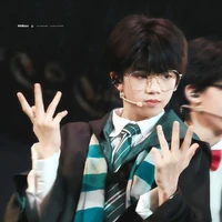 Trương Hàm Thụy