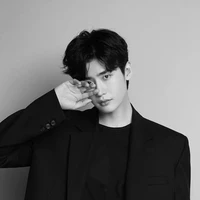 Lee Jong Suk