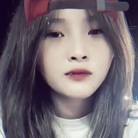 T.Ngân
