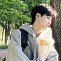 Hoàng Việt Trạch²⁶/♉︎