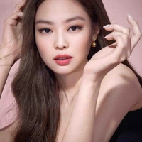 Kim Jenni-[em]