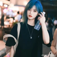 Bách Hân Dư (Tiểu Bạch)