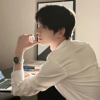 Haides Vernell - Hiệu trưởng.