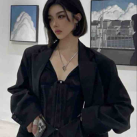 Hạ Bảo Thy 