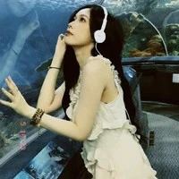 trần vũ tư-nàng