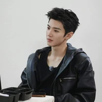 Nhạc Thiên Hoành