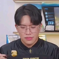 Nguyễn Công Vinh [ SGP Lạc Lạc ]