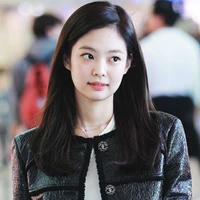 Kim Jennie (Em)