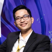 Huỳnh Trung Hiếu (titan)