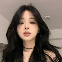 Trịnh Vũ Hoài Thư - Surrey