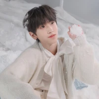 Tả Kỳ Hàm_Em