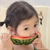 Tác giả đẹp gái