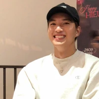 Trần Minh Hiếu | HIEUTHUHAI - 99