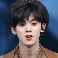 tg thích ngược