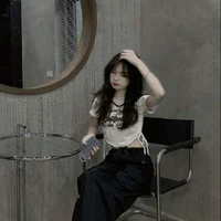 Trần Lê Thanh Huyền ( em na9 )