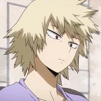 Mẹ Kakugou (Mitsuki)