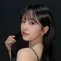 Yujin(bố Giselle)