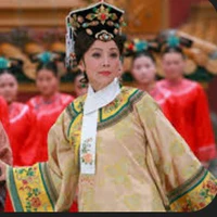 Hoàng Hậu