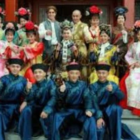 những nhân vật khác