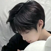 Mộ Thanh Kỳ_bạn na9