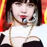 Lisa ( cô)