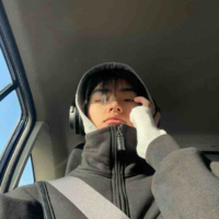 Hoàng Sư Tử | @who.leo
