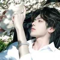 Lam Hoa Ma Kết  ³⁰-³³-⁵⁰