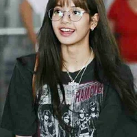 Lalisa(cô)