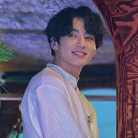 Jeon Jungkook - em