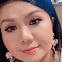 TSương(chị của Tinh)