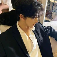 Vương Nhất Huy•Huy