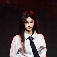 Viên Nhất Kỳ (Cô)