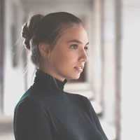 Bà Kang Hiyon( quản gia)